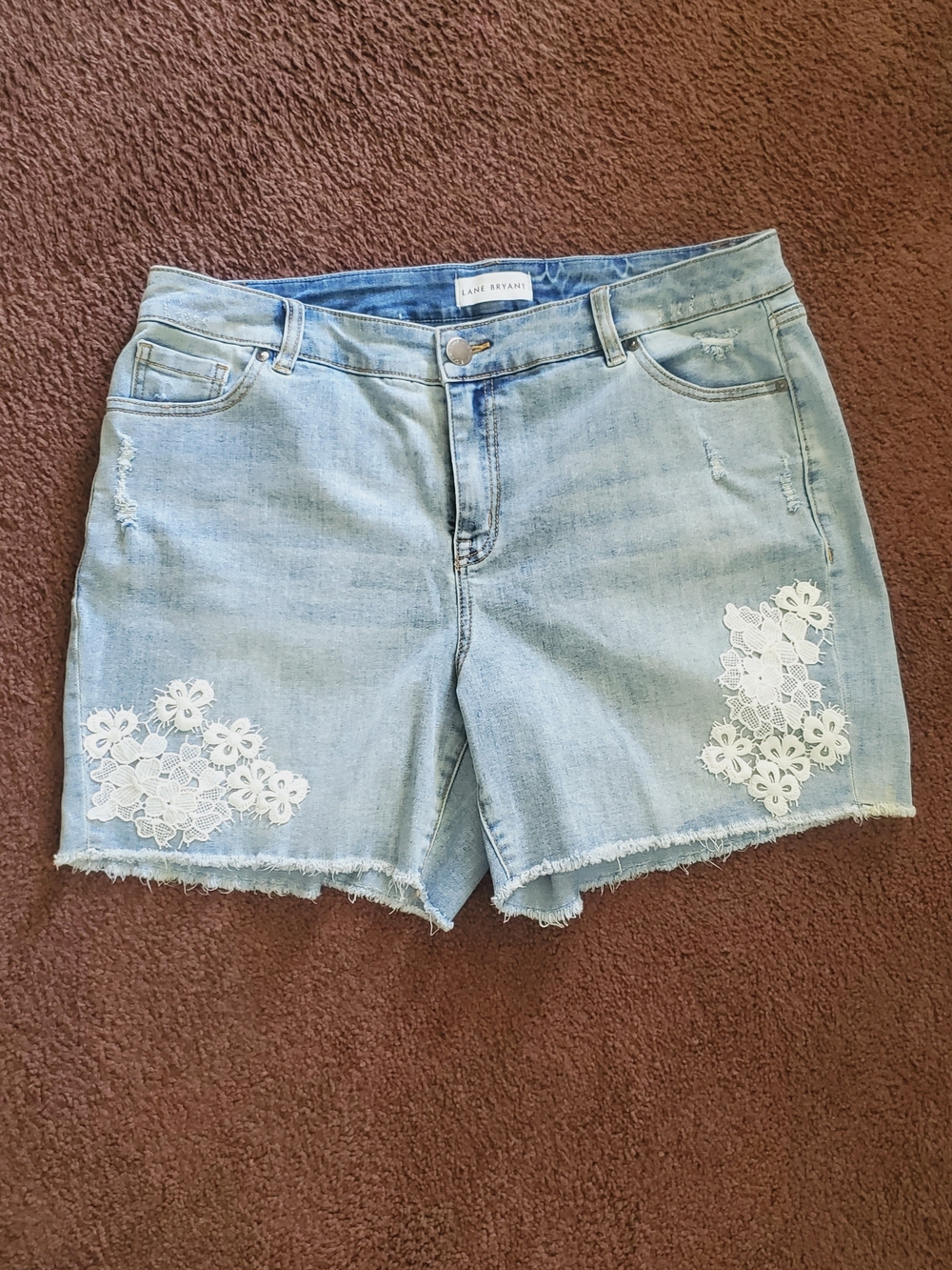 LANE BRYANT MID ( GIRLFRIEND Lace Applique Shorts Size 14